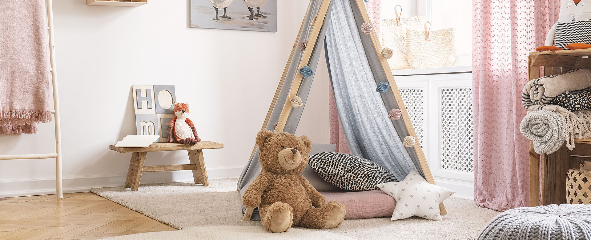 KIDS ROOM DECOR