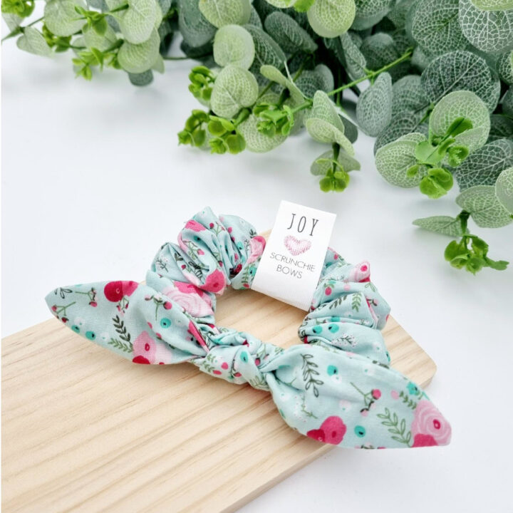 Scrunchie Bow Roses